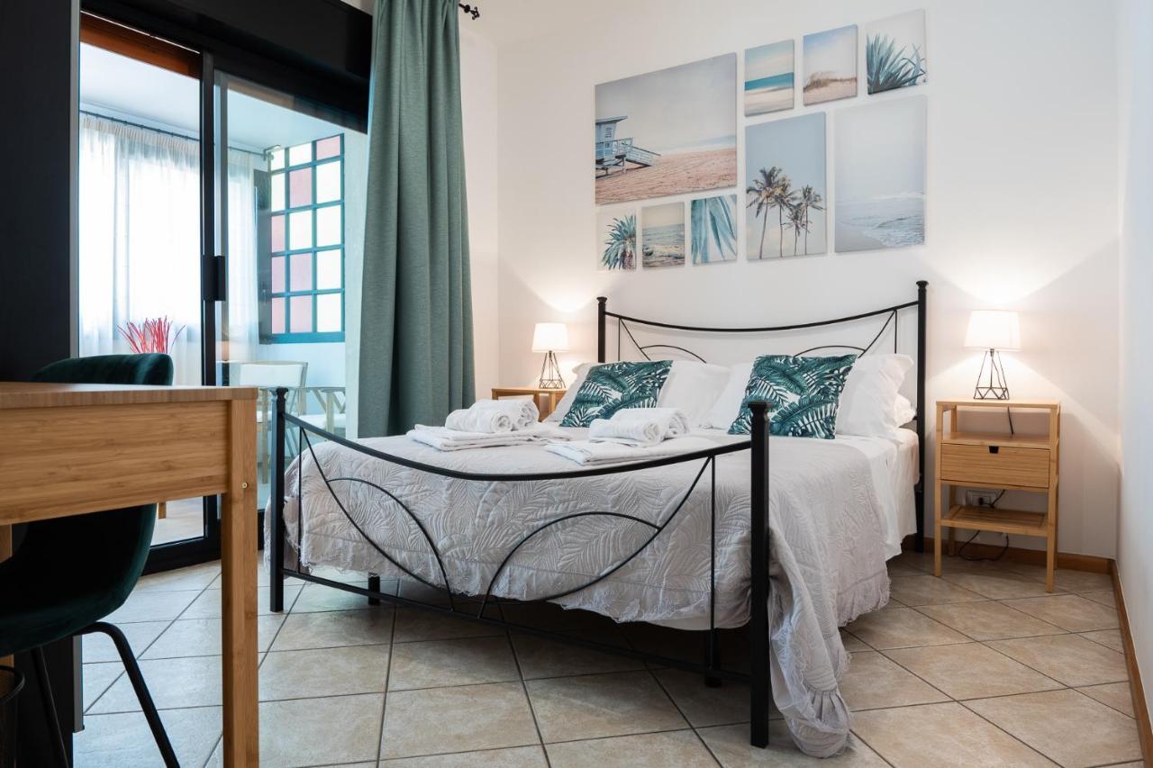 La Terrazza Sull'Africa Apartment Катания Екстериор снимка