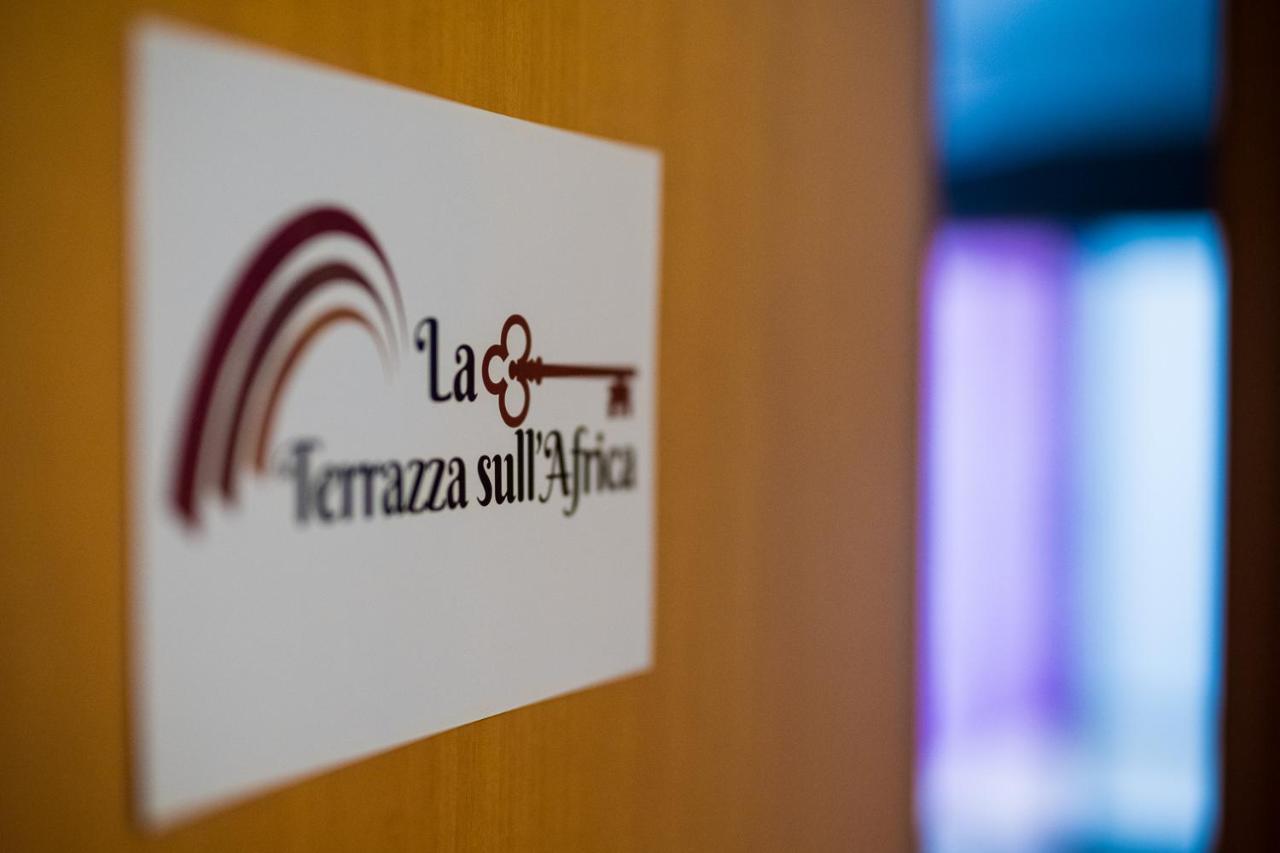 La Terrazza Sull'Africa Apartment Катания Екстериор снимка